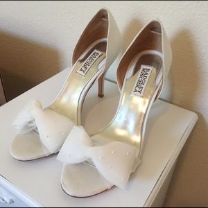 White Zandra Badgley Mischka Heels